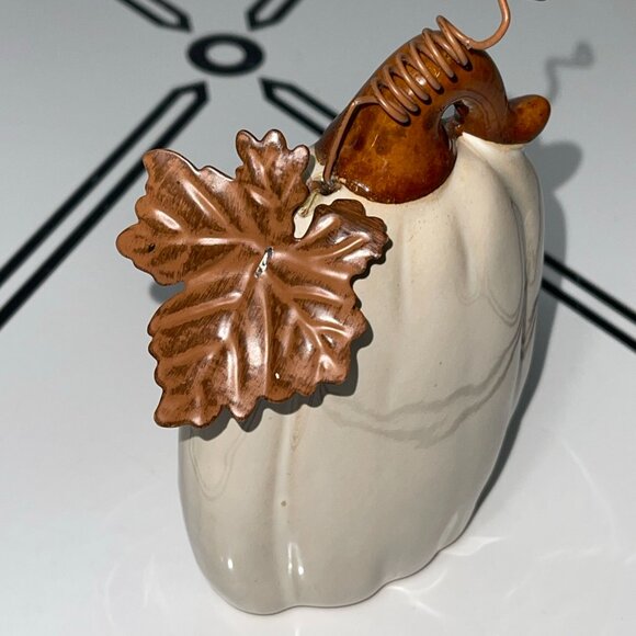 Kirkland's~Pumpkin~Ceramic Cozy Fall~Halloween~Thanksgiving Decor - Picture 3 of 7